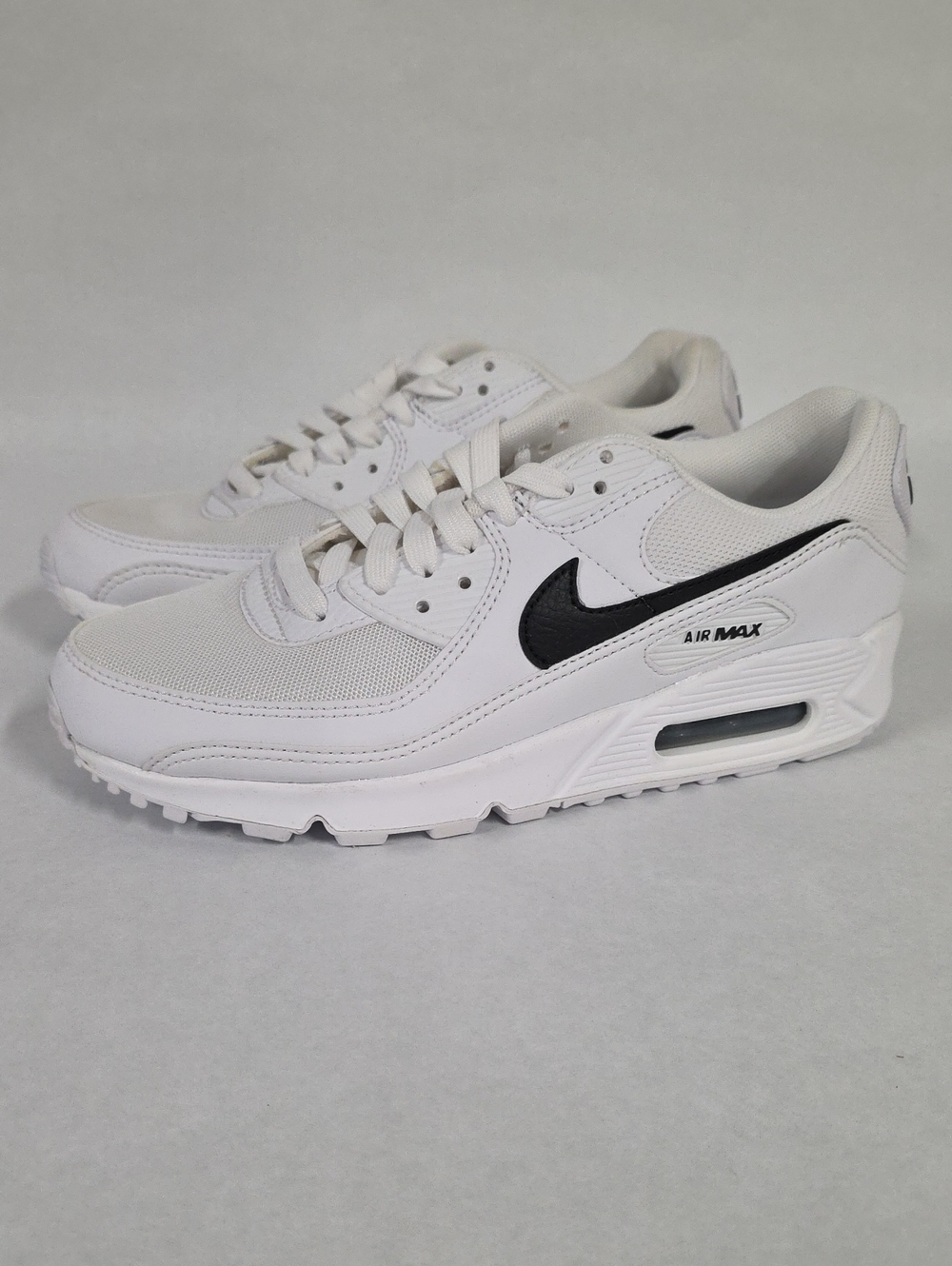 Nike Women's Air Max 90 Next Nature White Black Sneakers Size 8 Brand New in Box